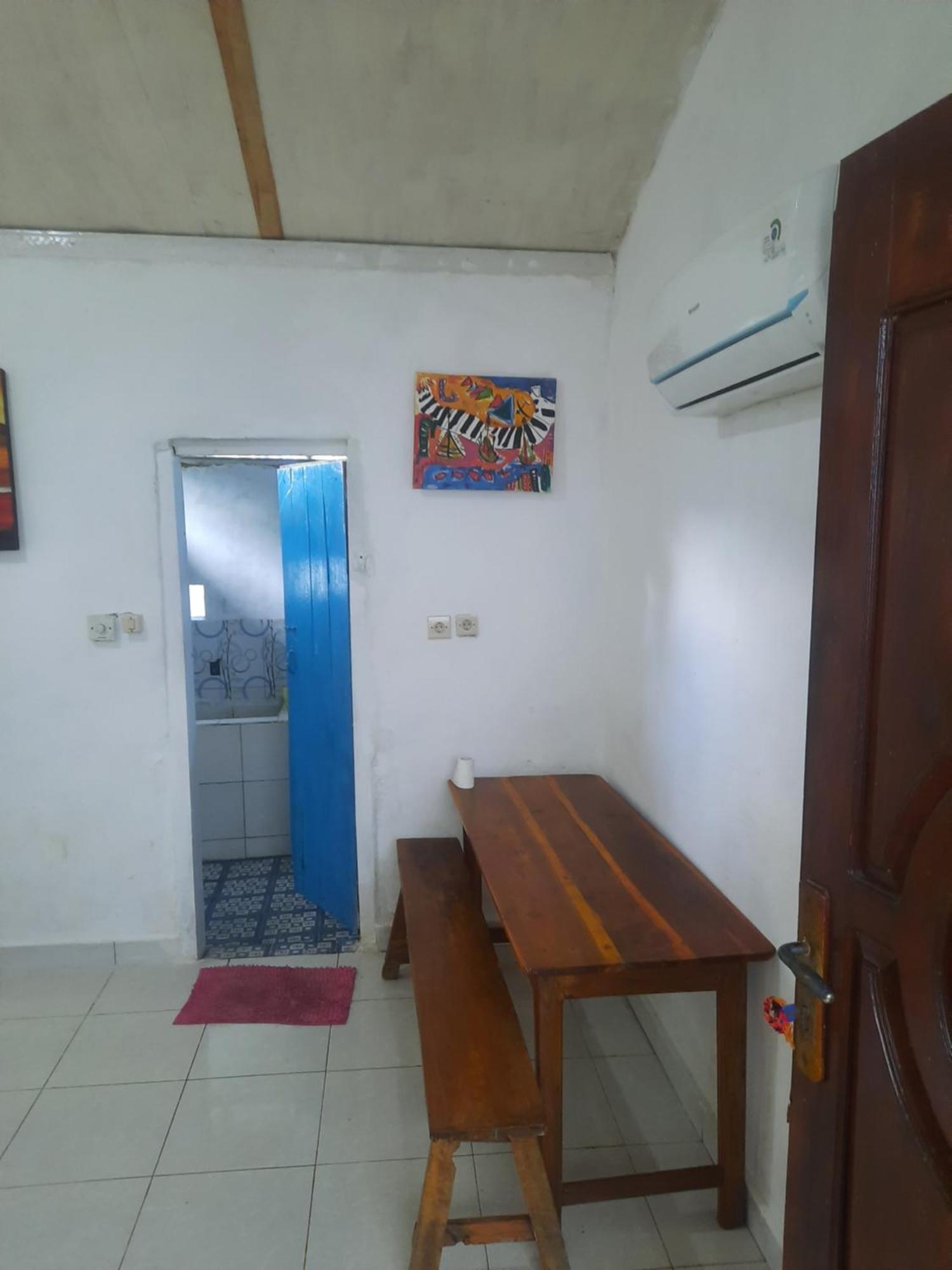 Red Beach Homestay Pasanggaran Habitación foto
